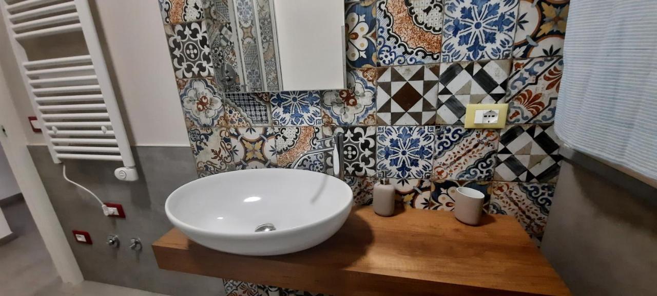 Al Cortile Tranquillo Hotel Кашина Екстериор снимка